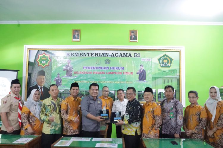 Kejari Lampung Timur Gelar Penerangan Hukum di MAN 1: Meningkatkan Kesadaran Hukum di Lingkungan Kemenag