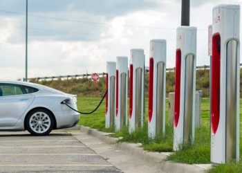 Pentingnya Perawatan Mobil Listrik: Tips dan Cara yang Harus Diketahui