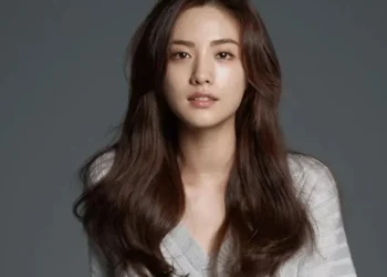 Nana, Member Terakhir After School, Resmi Tinggalkan Pledis Setelah 15 Tahun Bersama
