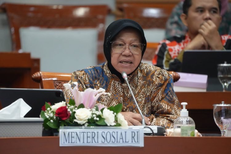 DPR Berikan Apresiasi kepada Risma atas Penurunan Angka Kemiskinan