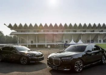 45 Unit Kendaraan Listrik BMW Siap Menyambut Tamu Negara pada Pelantikan Presiden