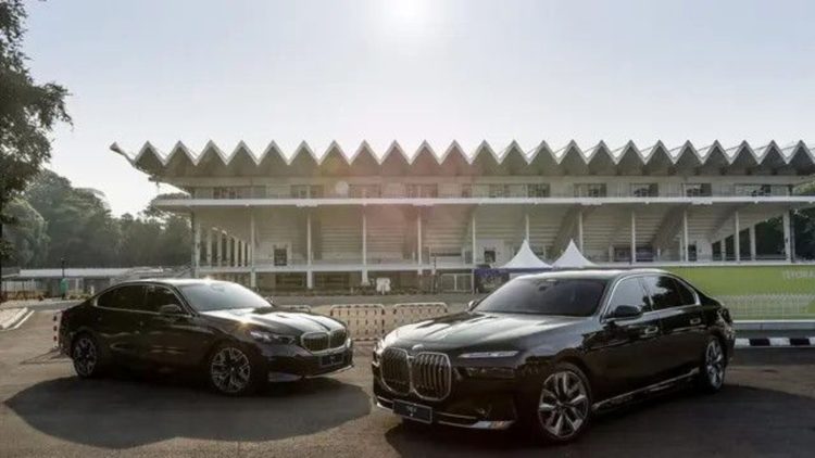 45 Unit Kendaraan Listrik BMW Siap Menyambut Tamu Negara pada Pelantikan Presiden
