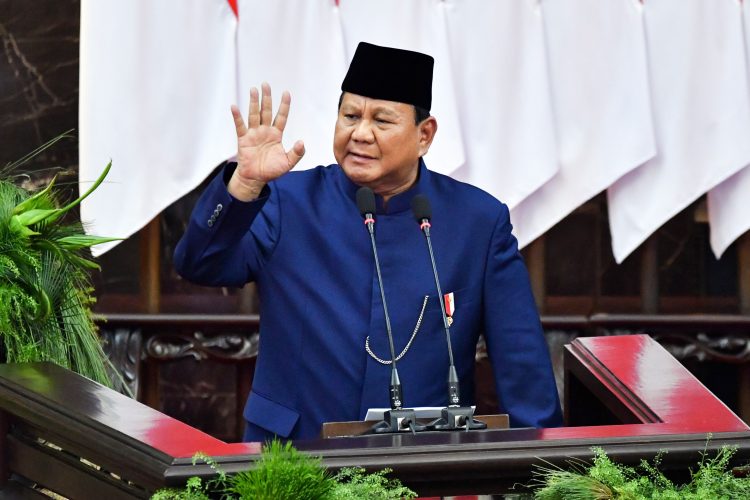 Prabowo Janji Tak Intervensi Pilkada, PDIP Desak Kader Lawan Intimidasi Aparat