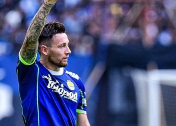 Marc Klok Sesalkan Hasil Imbang Persib Melawan Semen Padang: “Kami Harus Belajar dari Itu”