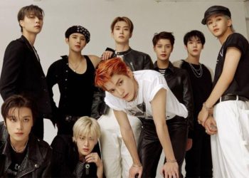Yuta NCT Dapat Pujian dari Grammy.com untuk Debut Album Solo “Depth” dengan Tampilan yang Segar