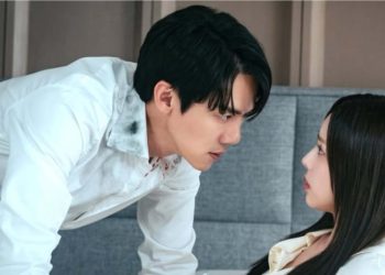 Bikin Ngakak! Ini Reaksi Chae Soo Bin Saat Lihat Visual Yoo Yeon Seok di ‘When the Phone Rings’