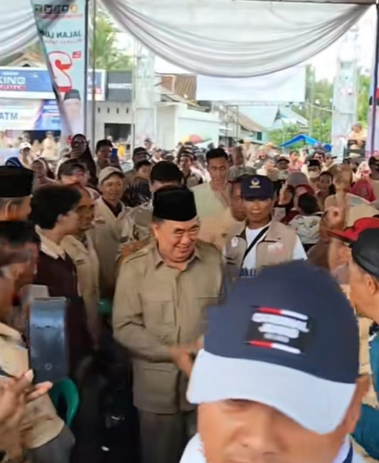 Moh. Saleh Asnawi Kukuhkan 1.600 Tim Pemenangan Kecamatan Wonosobo untuk Menangkan Paslon Bupati Tanggamus