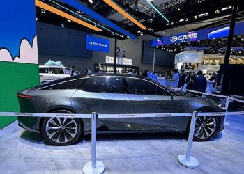 Toyota Luncurkan Mobil Listrik bZ7 dengan Desain Mewah dan Futuristik