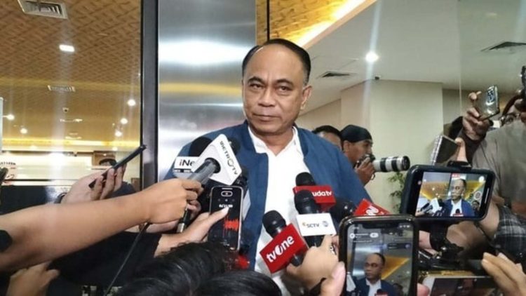 Kasus Judi Online Komdigi: Status Budi Arie Semakin Dekati Tersangka