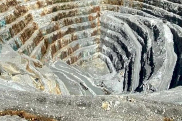 Freeport Diduga Permainkan Pemerintah Indonesia soal Izin Ekspor Konsentrat Tembaga