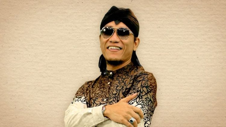 Keluarga Bongkar Status Kekeluargaan Miftah alias Taim: “Dia Anak Pak Turut”