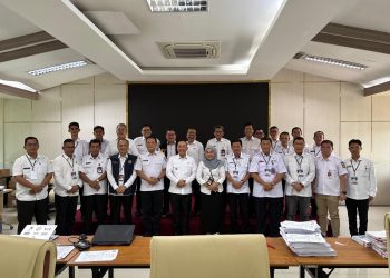 Pj Bupati Tanggamus Paparkan Evaluasi Kinerja di Hadapan Tim Kemendagri