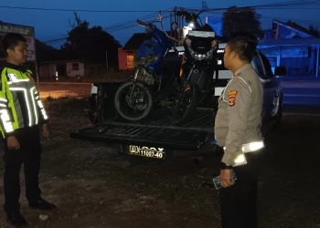 Kecelakaan Maut di Pringsewu: Satu Tewas, Dua Luka-Luka dalam Tabrakan Sepeda Motor