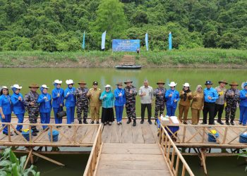 Waka Polda Lampung Dampingi KSAL Tinjau Program Ketahanan Pangan dan Makan Bergizi Gratis di Brigif 4 Marinir/BS