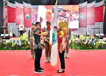 Suasana Haru Warnai Pelepasan Nanang Ermanto dan Pandu Kesuma Dewangsa di Akhir Masa Jabatan