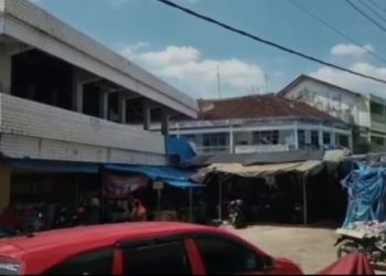 Pasar Pagi Kotabumi Terbengkalai, Pedagang Keluhkan Fasilitas yang Tak Layak