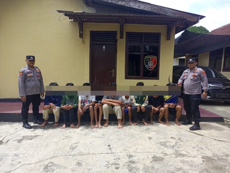 Tantangan Maut di Medsos Berujung Petaka! “Perang Remaja” di Pringsewu Nyaris Pecah, Polisi Bertindak Cepat!