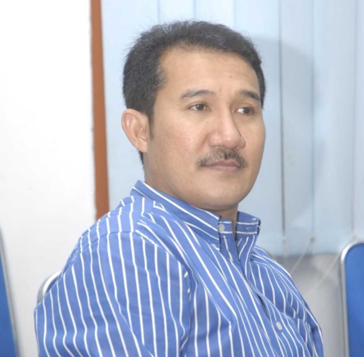 Sungai yang Mengalir di Otak dan Taman dalam Ingatan: Algoritma Puitis Isbedy Stiawan