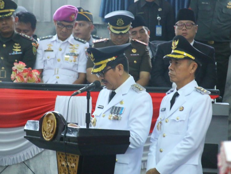 Bupati Lampung Utara Tegaskan Komitmen Pembangunan Berkelanjutan dalam Rapat Paripurna DPRD