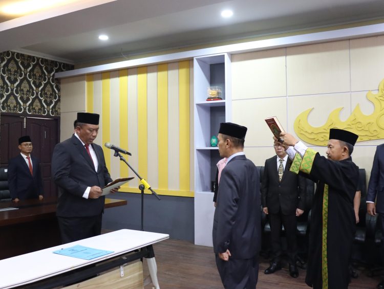 Wabup Lampung Tengah Lantik Drs. Rusmadi sebagai Pj Sekda: Perkuat Tata Kelola Pemerintahan