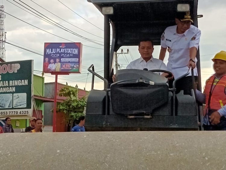 Gubernur Lampung Resmikan Pembangunan Jalan Pringsewu-Kalirejo, Dukung Akselerasi Ekonomi