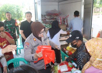 Pasar Murah Polres Lampung Selatan Diserbu Warga, Harga Terjangkau Jelang Ramadhan