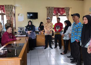 Tingkatkan Disiplin ASN dan THLS, Wabup Mad Hasnurin Gelar Sidak di 10 Instansi