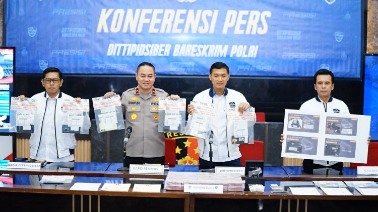 Sindikat Penipuan Trading Online Terbongkar, Bareskrim Tangkap Tiga Tersangka