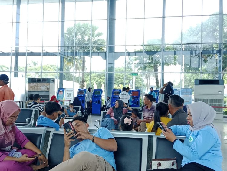 H-4 Lebaran: Jumlah Pemudik di Pelabuhan Bakauheni Menurun, ASDP Siapkan Langkah Antisipasi