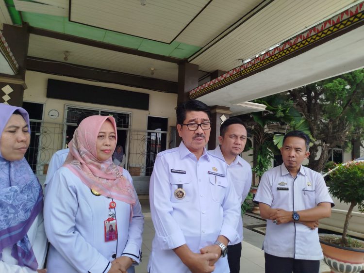Bupati Lampung Utara Sidak Dinas Kesehatan untuk Wujudkan Program Kesehatan Gratis