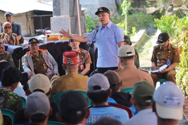 Bupati Parosil Mabsus Pastikan Warga Suoh dan BNS Tidak Dipindahkan dari TNBBS