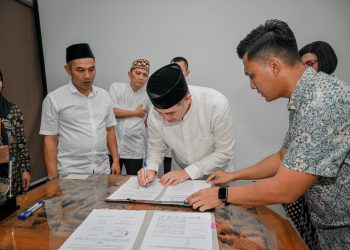 Bupati Pesawaran Dendi Ramadhona Teken Nota Kesepahaman dengan Forkopimda, Bentuk Satgas Anti Hoaks