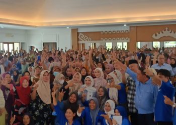 Putri Zulkifli Hasan Sapa Ribuan Warga Pesawaran dalam Kunjungan Dapil