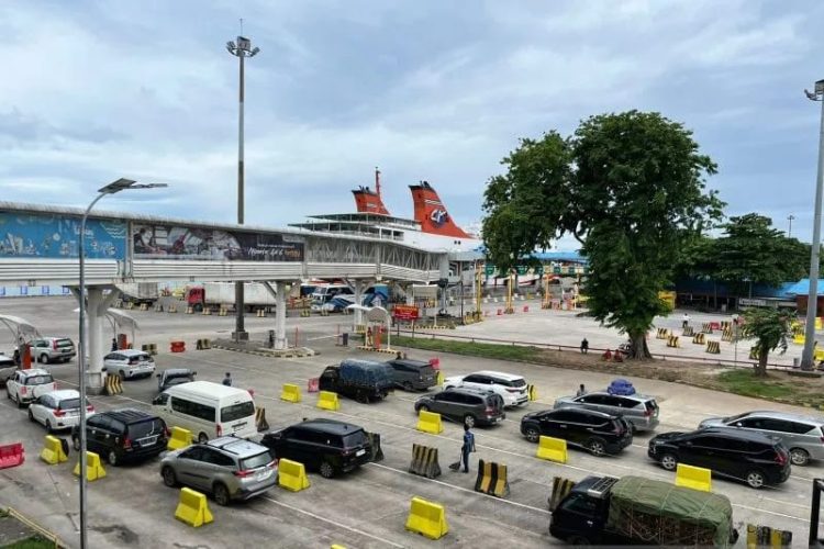 H-7 Lebaran, Lonjakan Pemudik di Pelabuhan Bakauheni Mulai Terasa