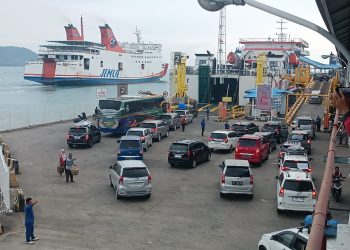 Arus Mudik di Bakauheni Meningkat, Ribuan Kendaraan Tinggalkan Sumatra