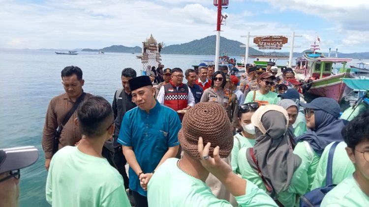 Kapolres dan Bupati Pesawaran Pastikan Arus Mudik dan Wisata Lebaran Aman dan Lancar