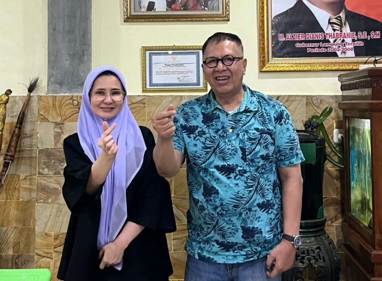 Silaturahmi Lebaran, Nanda Indira Temui Alzier Dianis Thabranie, Minta Restu dan Wejangan