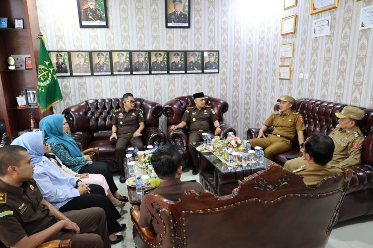 Parosil Mabsus dan Jajaran Pemkab Lampung Barat Sapa Forkopimda: Lebaran Jadi Momentum Perkuat Sinergi