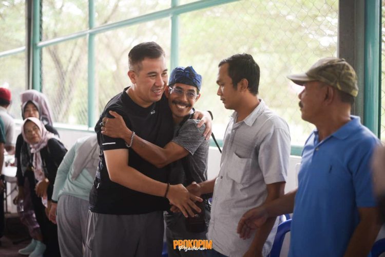 Bupati Dendi Ramadhona dan Jurnalis Pesawaran Futsal Bersama, Perkuat Hubungan dan Silaturahmi