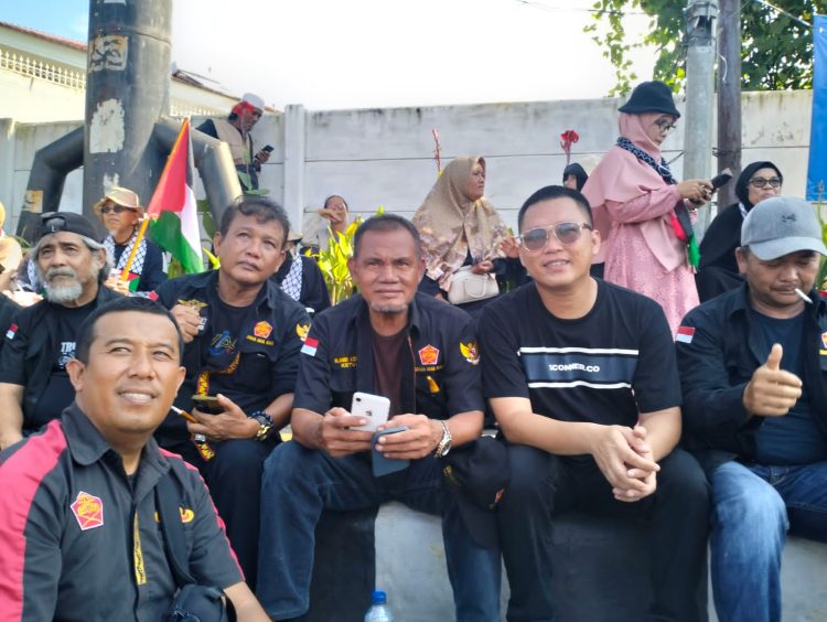 Teriakan Kemanusiaan dari Tugu Adipura: Anak Adat Lampung Pimpin Seruan untuk Palestina