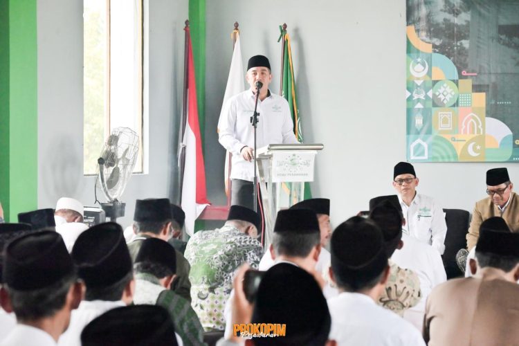 Bupati Pesawaran Serahkan Hibah Tanah untuk NU: Komitmen Nyata Demi Kesejahteraan Umat