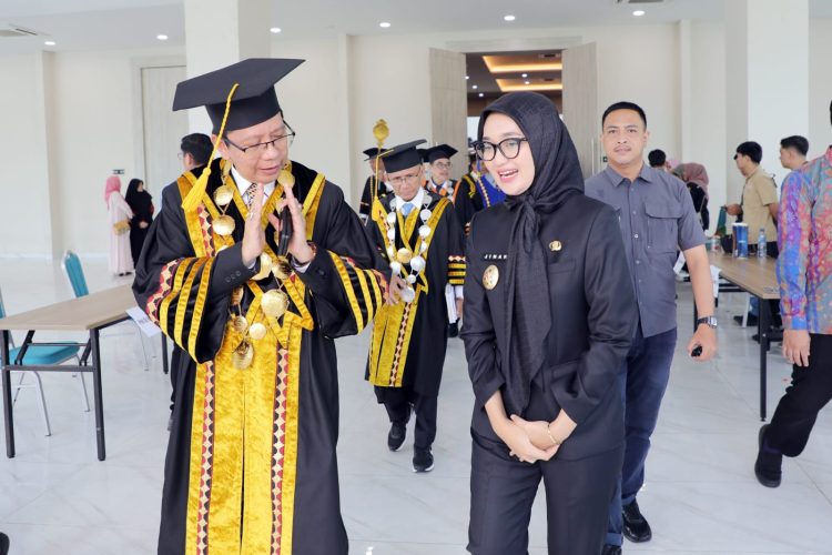 15 Guru Besar UIN Raden Intan Lampung Dikukuhkan: Momentum Peningkatan Akademik dan Intelektual