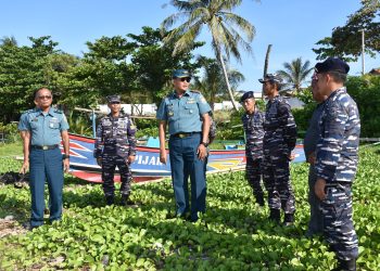 Danlanal Lampung Jalin Sinergi dengan Pemkab Pesisir Barat, Kunjungi Posal Bengkunat