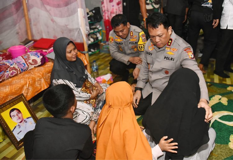 Bripka Husni Abdullah Gugur dalam Tugas, Dianugerahi Kenaikan Pangkat Anumerta