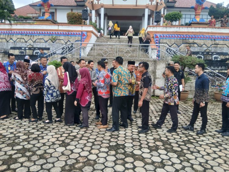 Pemkab Tanggamus Gelar Apel Perdana dan Halalbihalal Pascacuti Lebaran