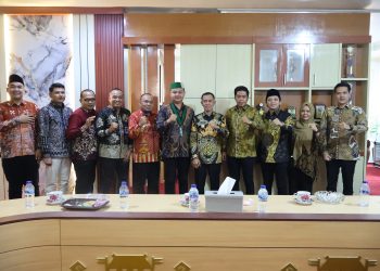 Wabup Romli Sambut Audiensi Panitia Pembangunan Sekretariat HMI Kotabumi