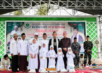 Masyarakat Antusias Ikuti Santunan Anak Yatim dan Tabligh Akbar Ustaz Abdul Somad