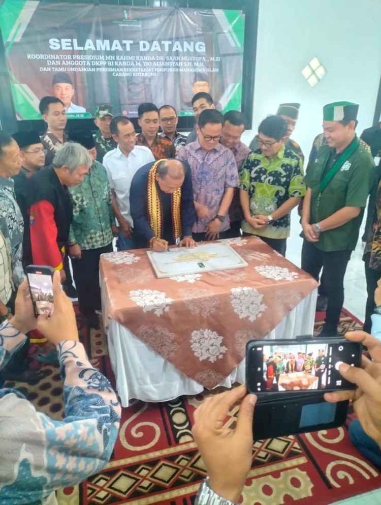 Gedung Sekretariat HMI Kotabumi Diresmikan: Simbol Komitmen Kaderisasi dan Gerakan Intelektual