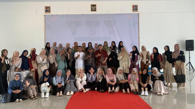 Isbedy Stiawan ZS di UMKO: Membakar Semangat Sastra, Menggugat Vakumnya Regenerasi