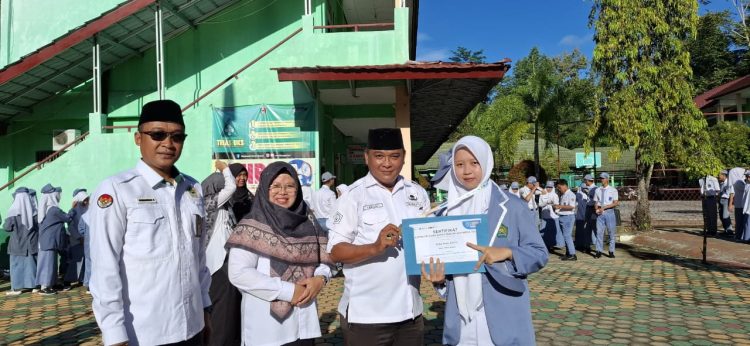 MAN 1 Tanggamus Torehkan Prestasi Nasional Gemilang di KOSSMI 2025